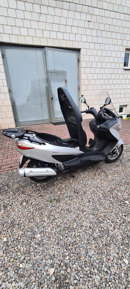 Suzuki Burgman - 5