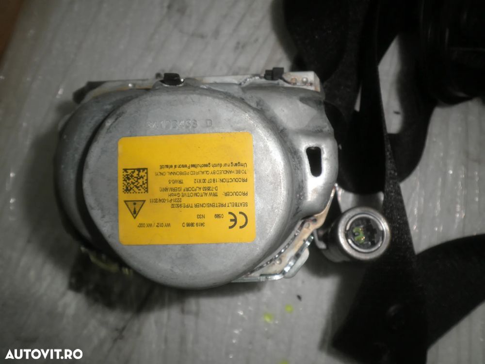 Centura dreapta fata BMW Seria 5 G30 G31 S2743006804 - 6