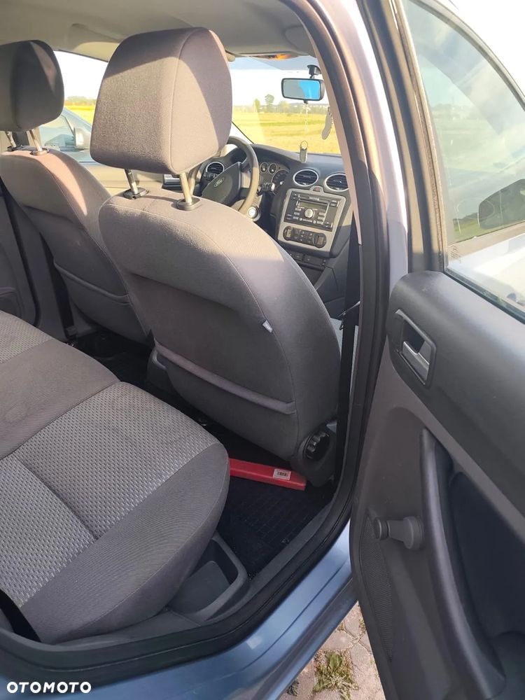 Ford Focus 1.6 Comfort - 15