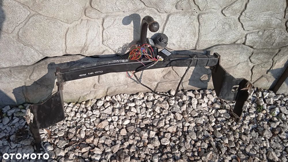 Hak Ford Focus MK2 kombi - 1