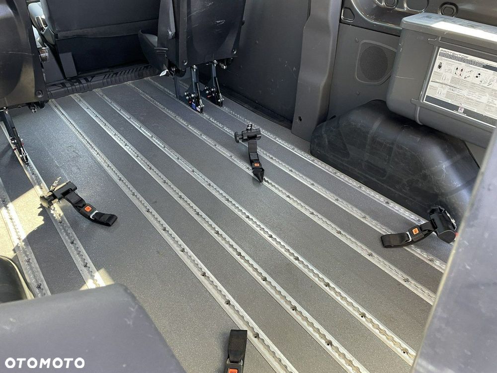 Ford Transit - 14