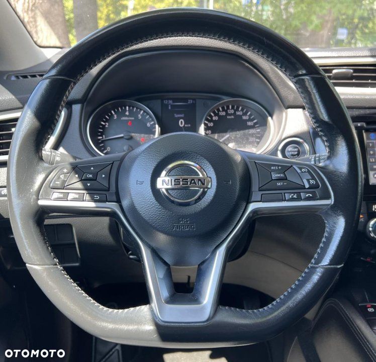 Nissan Qashqai - 11