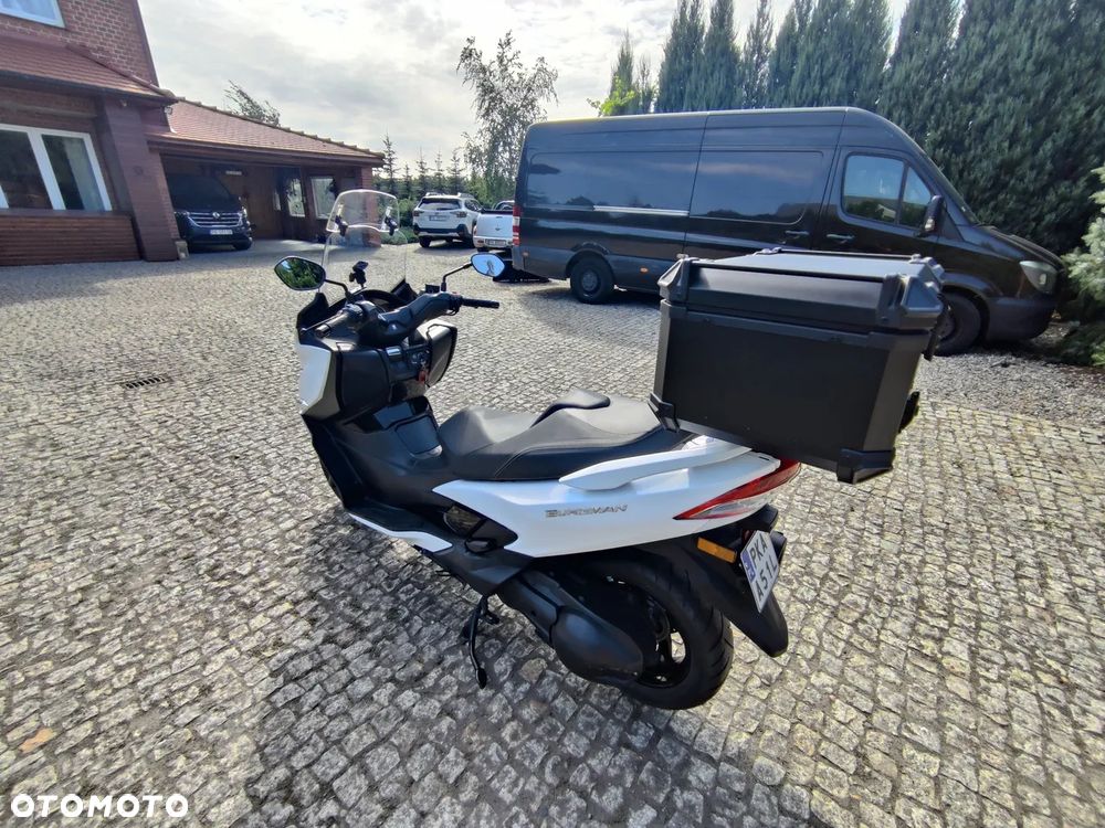Suzuki Burgman - 7
