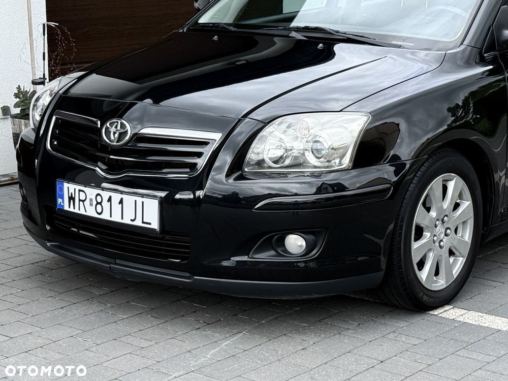 Toyota Avensis 1.8 VVT-i Combi - 34