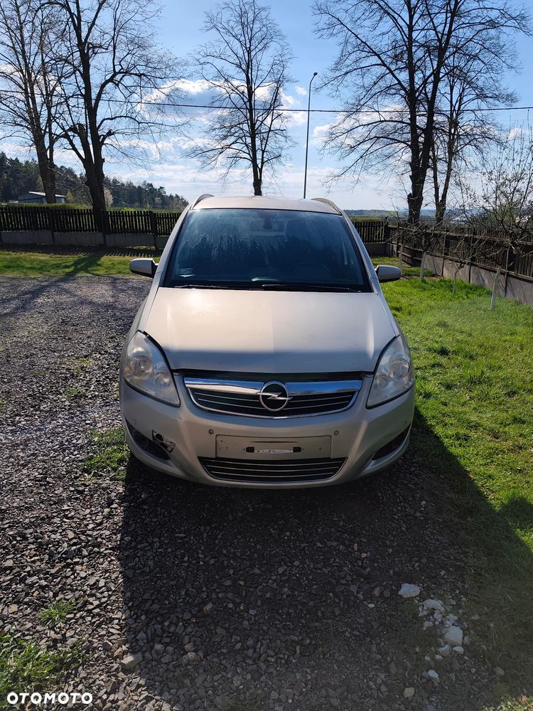 Opel Zafira 1.7 CDTI - 19