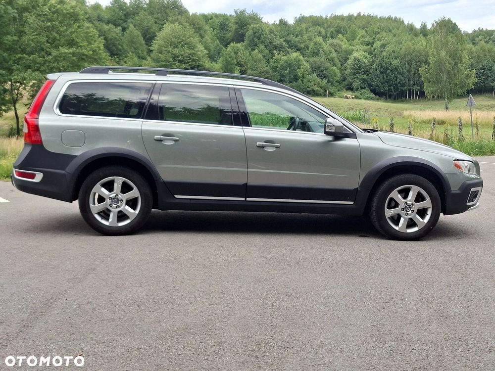 Volvo XC 70 D5 AWD Summum - 10