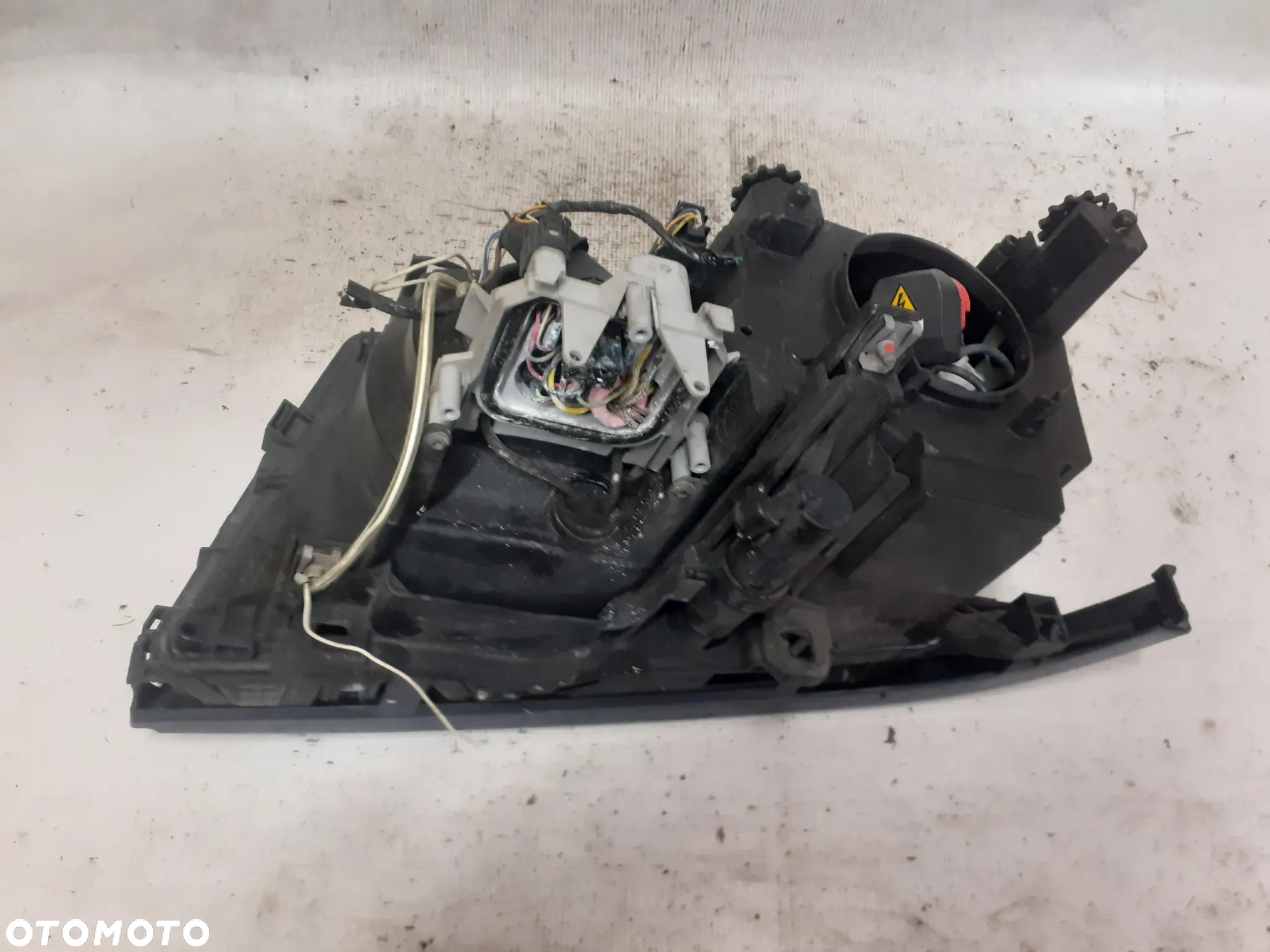 .  PRZOD PRZEDNIA LAMPA PRAWA BMW E46 XENON !BEZ PRZETWORNICY! - 6