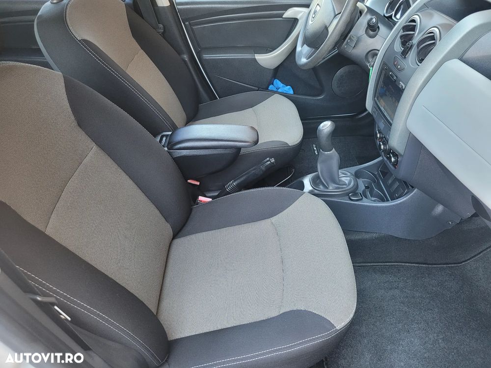 Dacia Duster 1.6 4x2 Laureate - 17