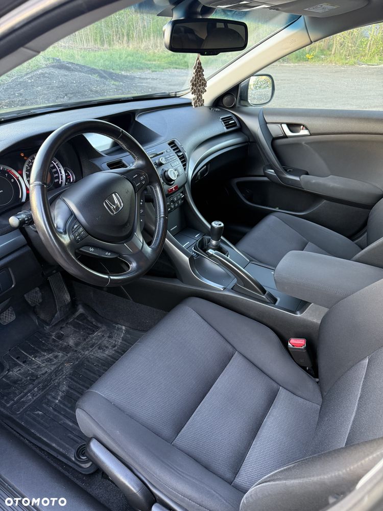 Honda Accord 2.0 Elegance Advantage - 10