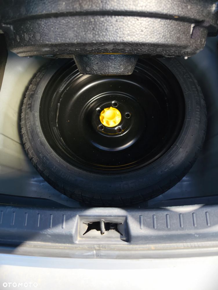 Toyota Avensis 1.8 Active MS - 34