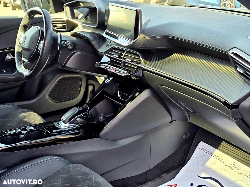 Peugeot 2008 - 9