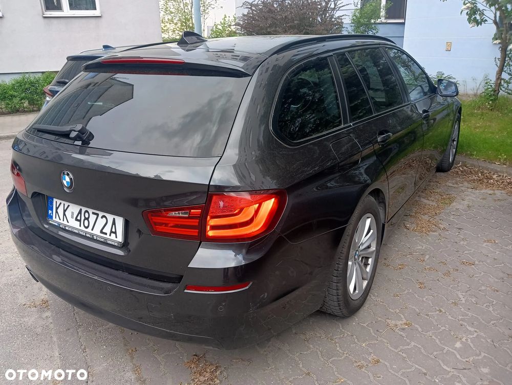 BMW Seria 5 530d xDrive - 4