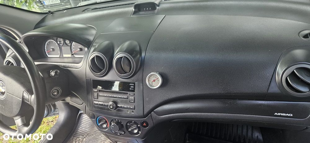 Chevrolet Aveo 1.2 16V LS - 10