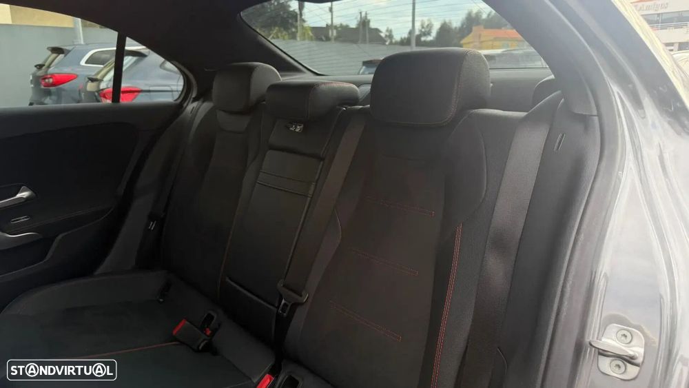 Mercedes-Benz A 180 Limousine d AMG Line Aut. - 16