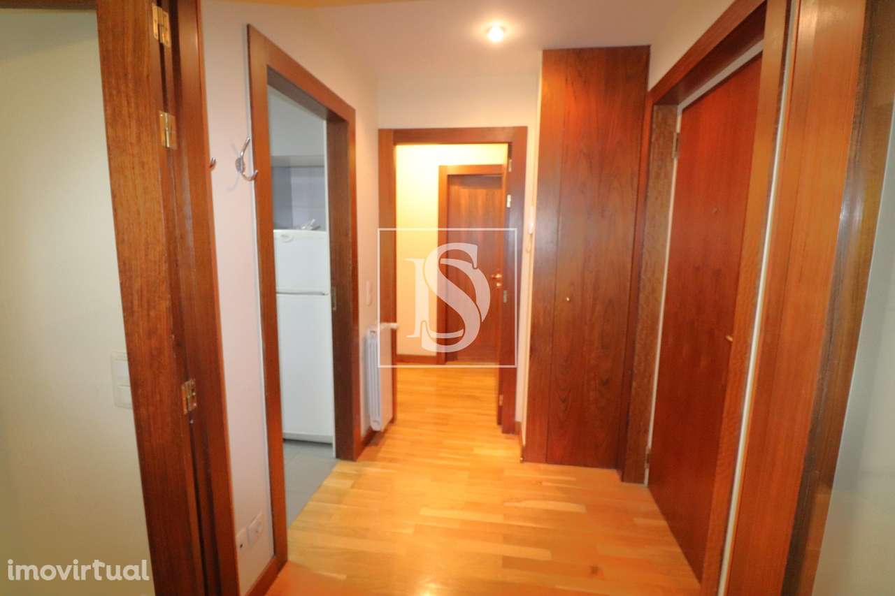 Apartamento T1 Venda em Cedofeita, Santo Ildefonso, Sé, Miragaia, São - Grande imagem: 2/17