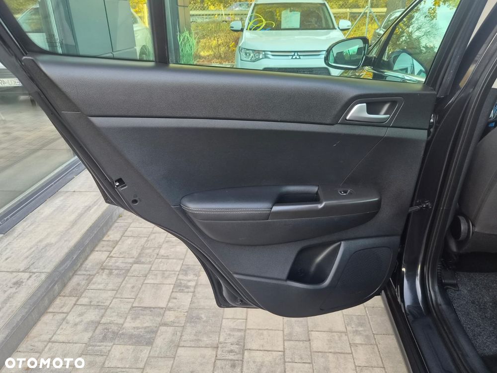 Kia Sportage 1.6 GDI L 2WD - 26