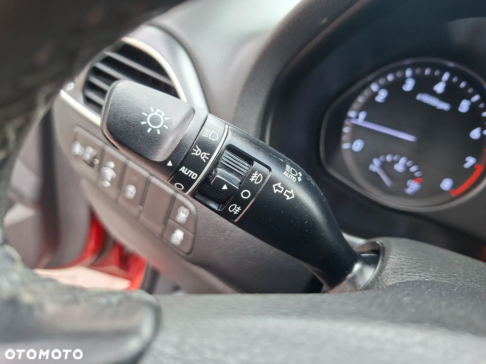 Hyundai i30 1.5 DPI Modern - 10
