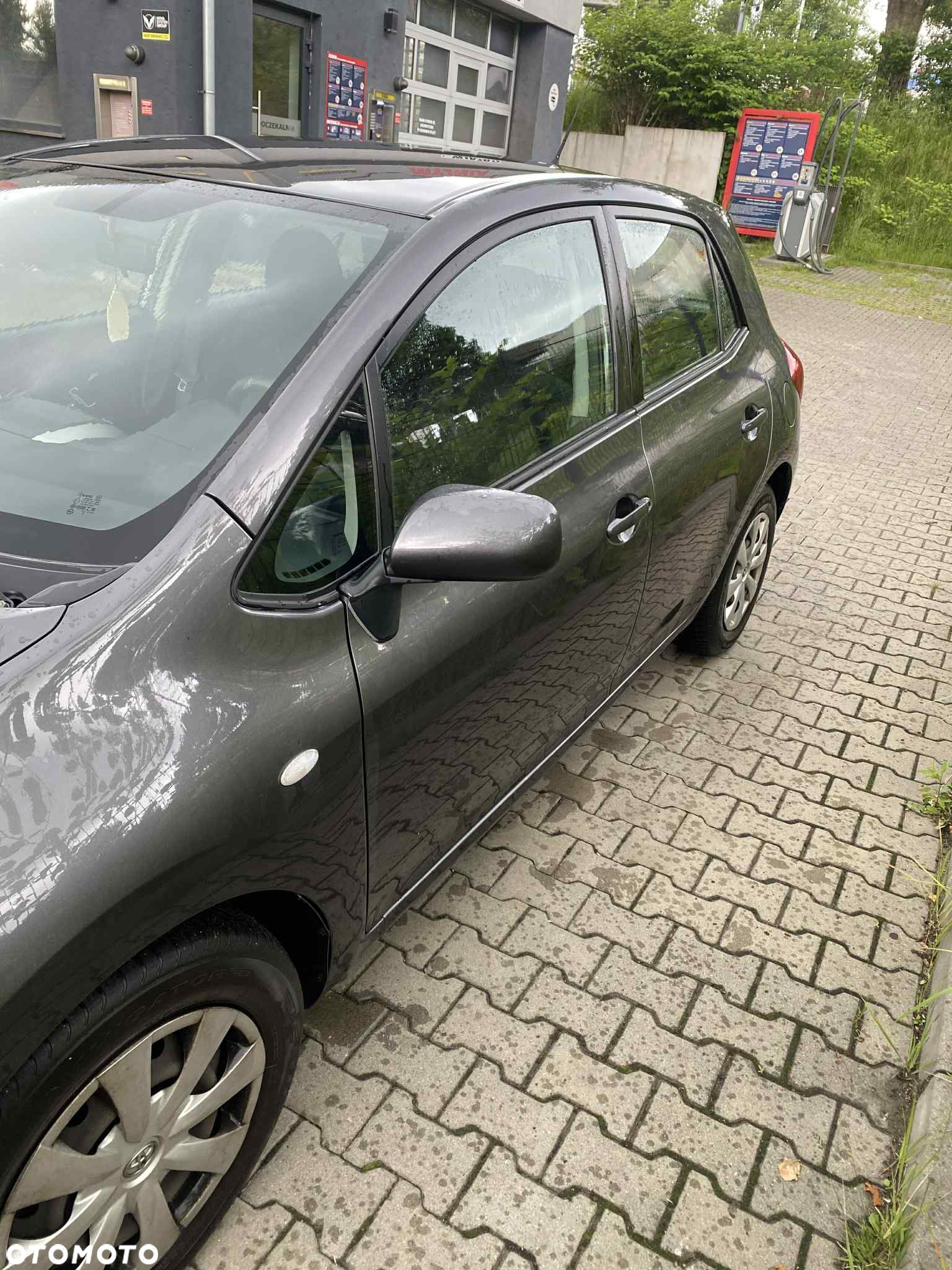 Toyota Auris - 4