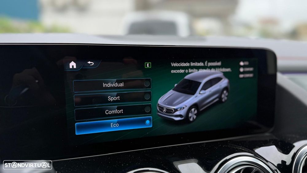Mercedes-Benz EQA 250+ AMG Line - 11