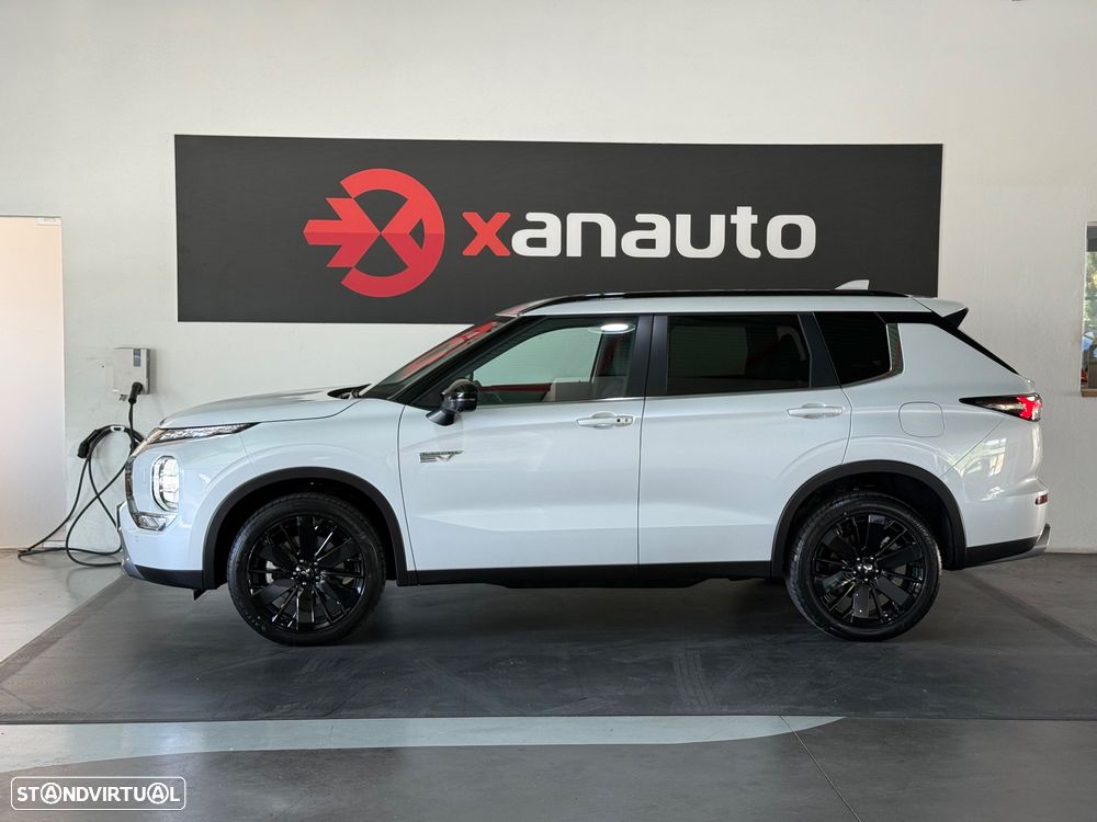 Mitsubishi Outlander - 4