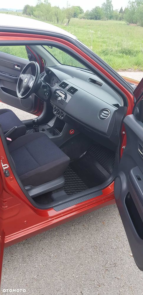 Suzuki Swift 1.3 Comfort - 13