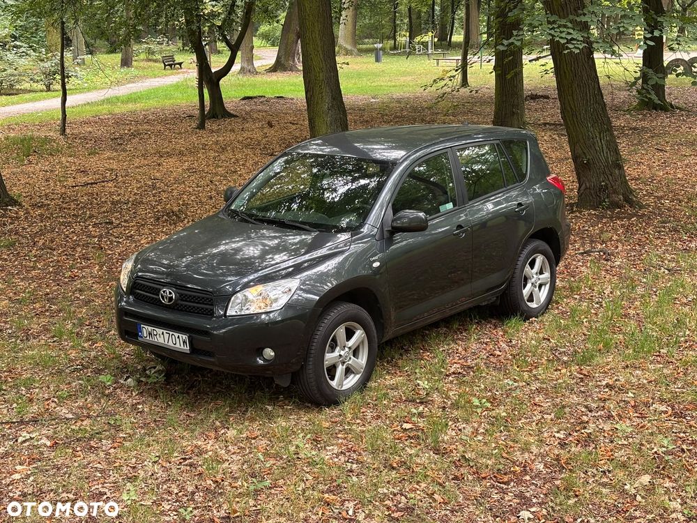 Toyota RAV4 2.2 D-4D 4x4 - 38