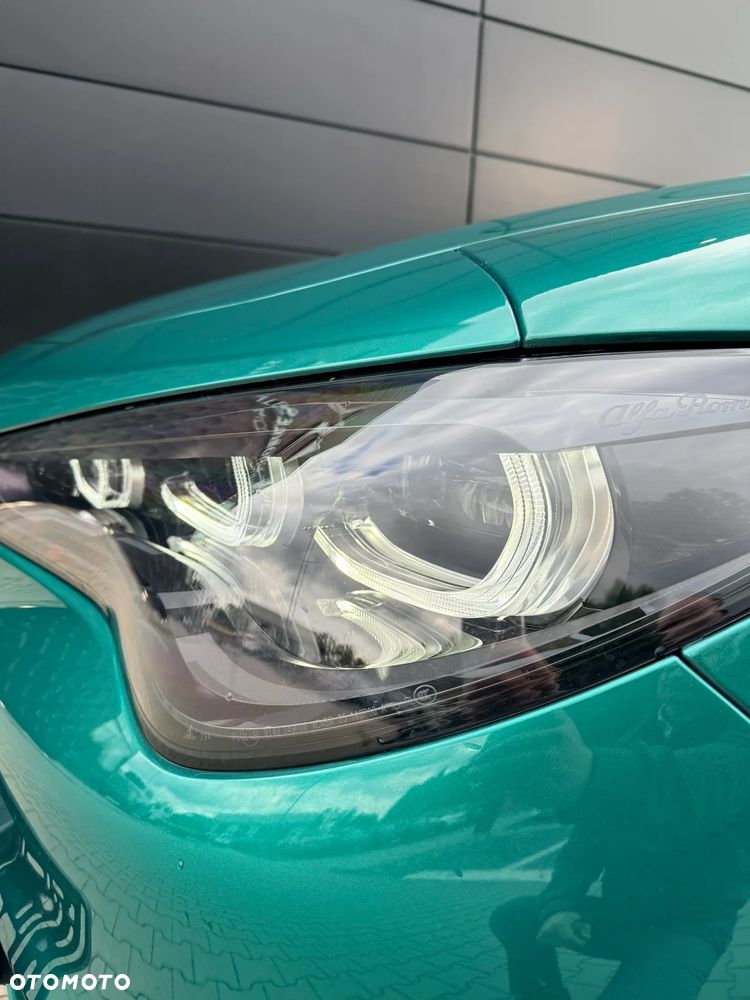 Alfa Romeo Stelvio 2.0 Turbo Intensa Q4 - 11