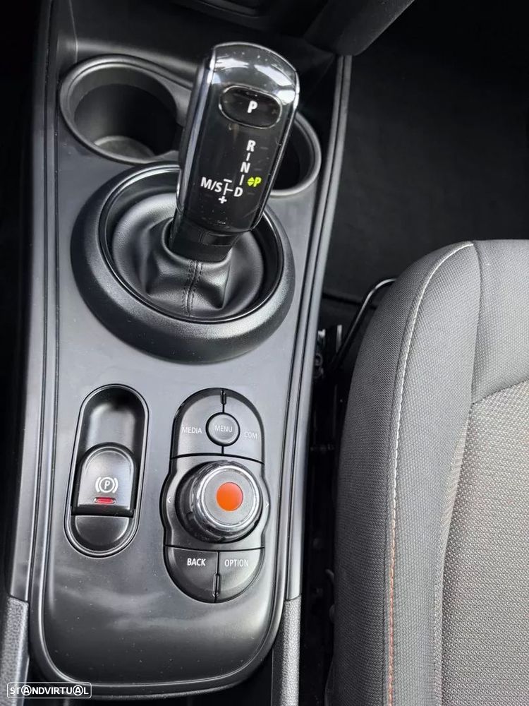 MINI Countryman One D Auto — fotografia 33