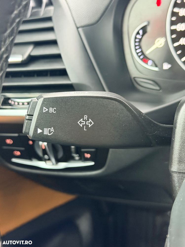 BMW X3 xDrive20i AT xLine - 30