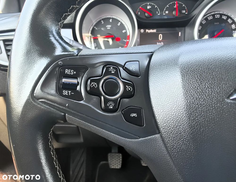 Opel Astra 1.4 Turbo Innovation - 21