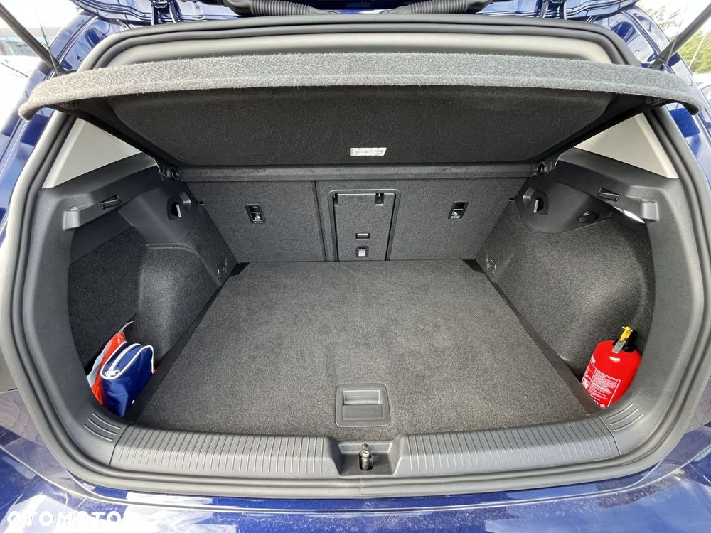 Volkswagen Golf - 17