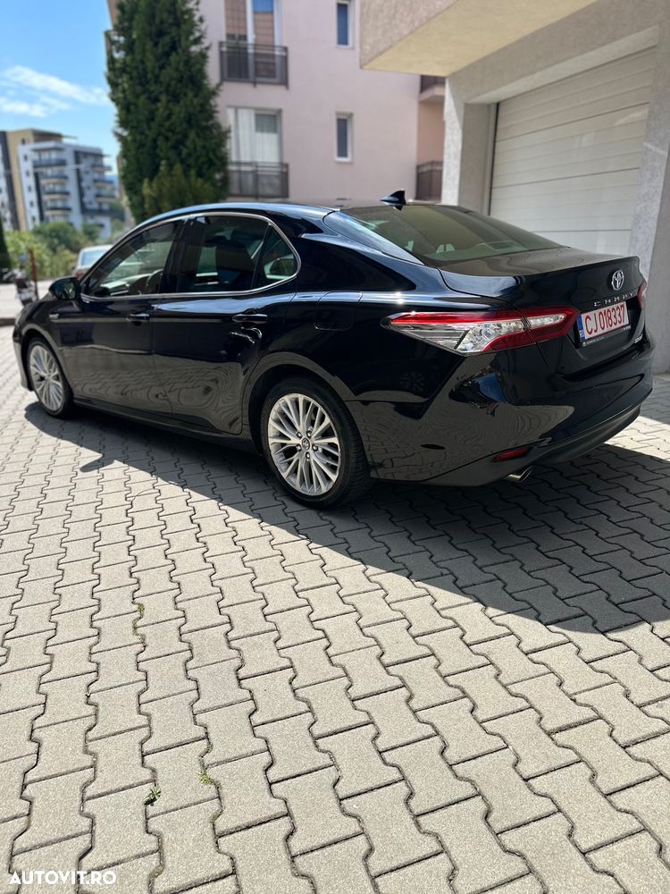 Toyota Camry 2.5 Dynamic - 3