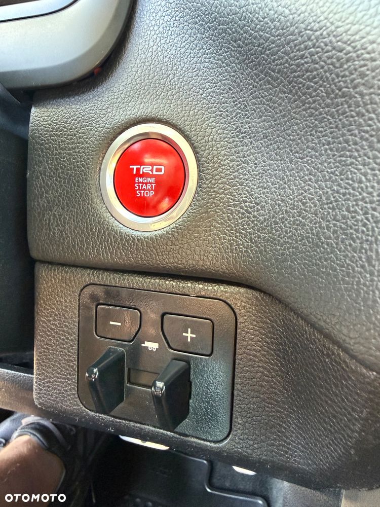 Toyota Tundra - 19