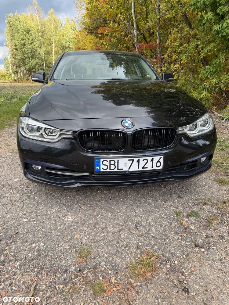 BMW Seria 3 318i - 2
