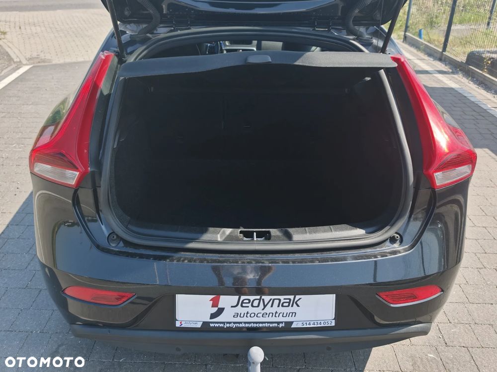 Volvo V40 - 9