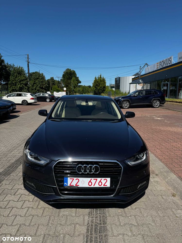Audi A4 Limousine - 2