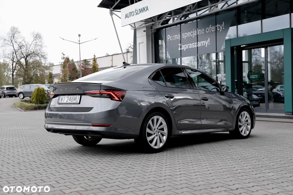 Skoda Octavia 2.0 TDI Style DSG - 8