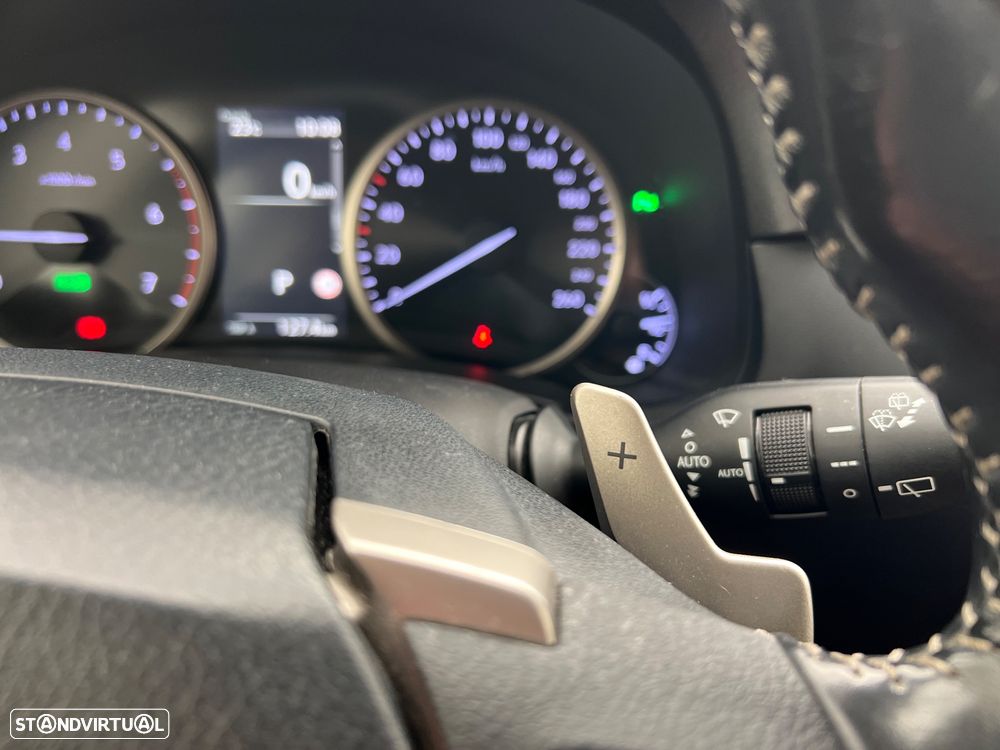 Lexus NX 300h Business - 27