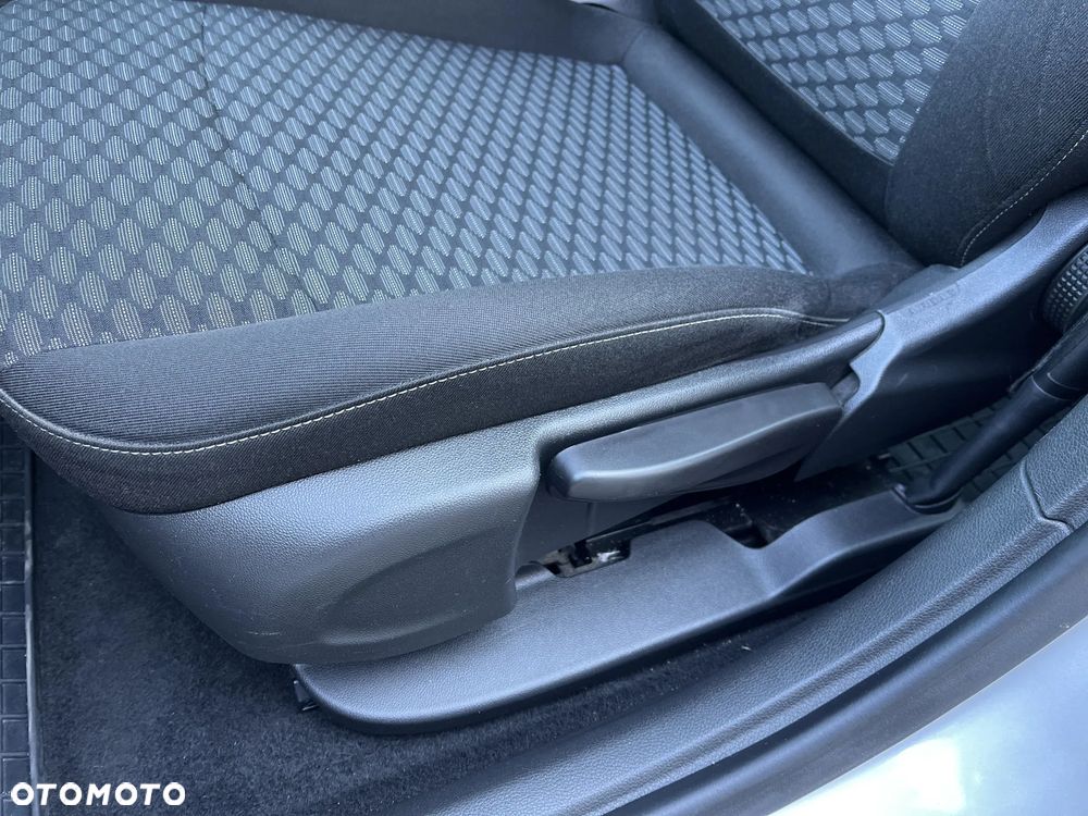 Opel Astra 1.4 T Enjoy - 12