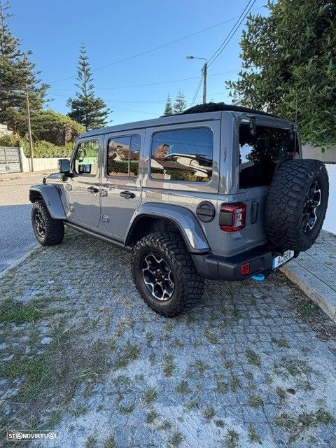 Jeep Wrangler - 2