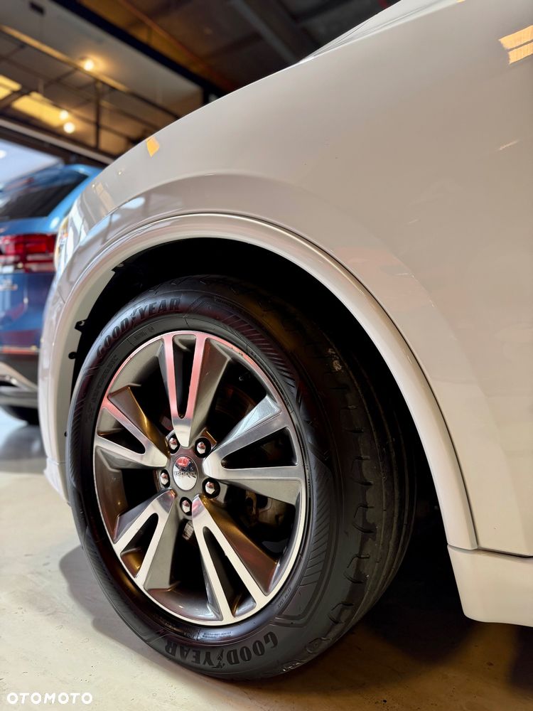 Dodge Durango 5.7 HEMI - 13