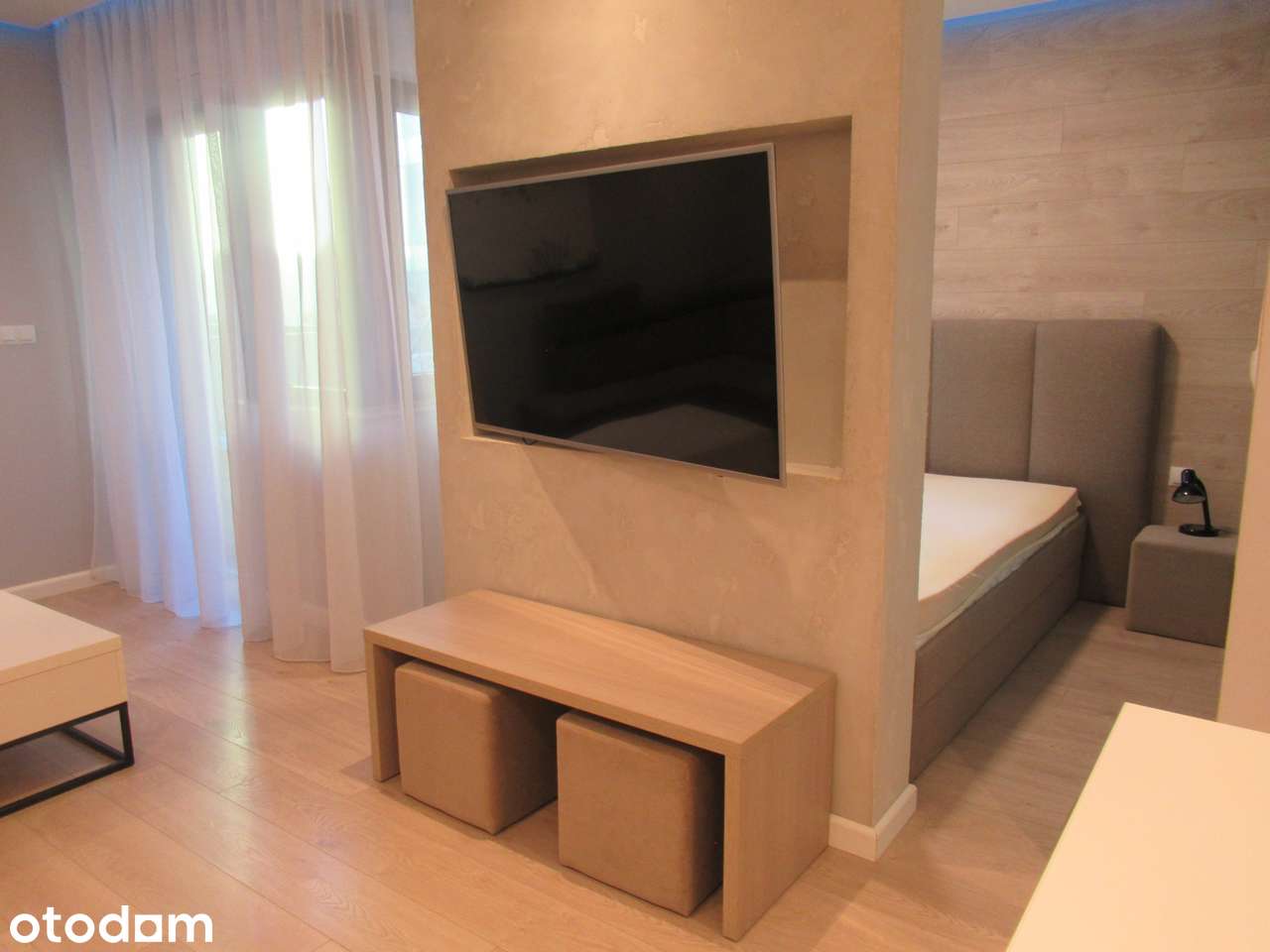 Komfortowy apartament  36m2 z klimatyzacją , garażem, balkonem/centrum
