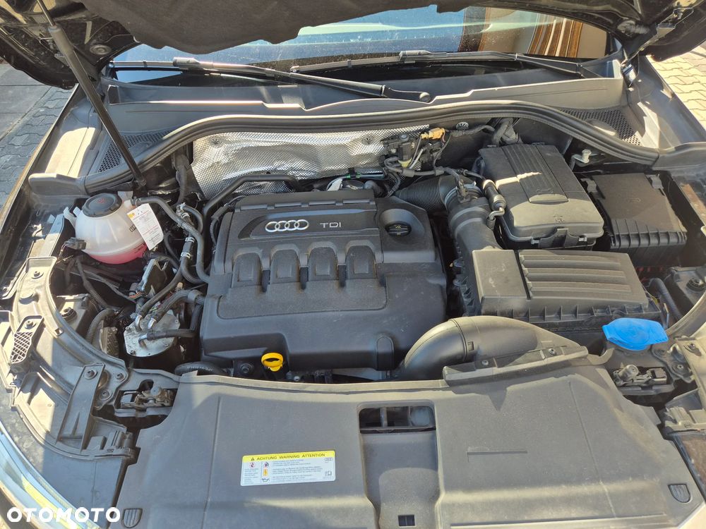 Audi Q3 35 TDI Quattro S tronic S line - 36
