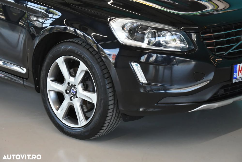 Volvo XC 60 D5 AWD Summum - 19