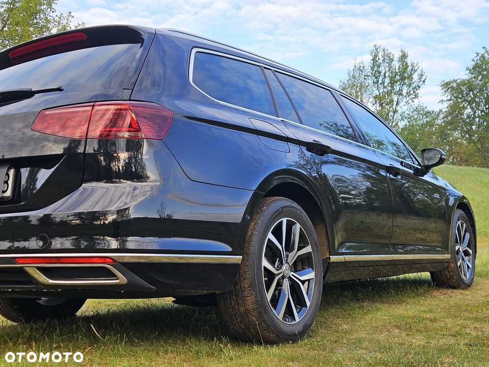 Volkswagen Passat Variant - 16