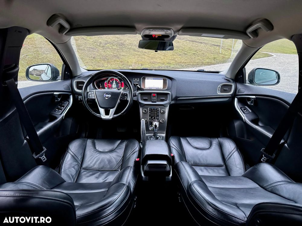 Volvo V40 D3 Geartronic Summum - 7