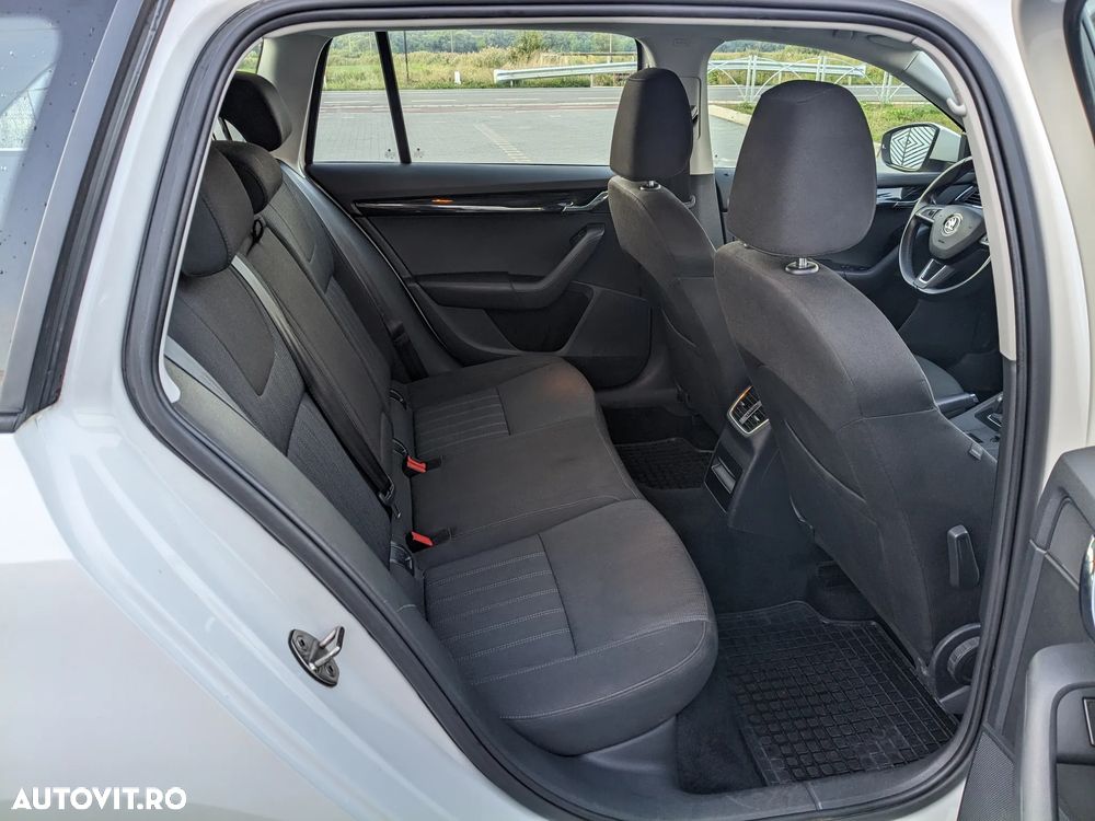 Skoda Octavia 1.6 TDI Style - 10