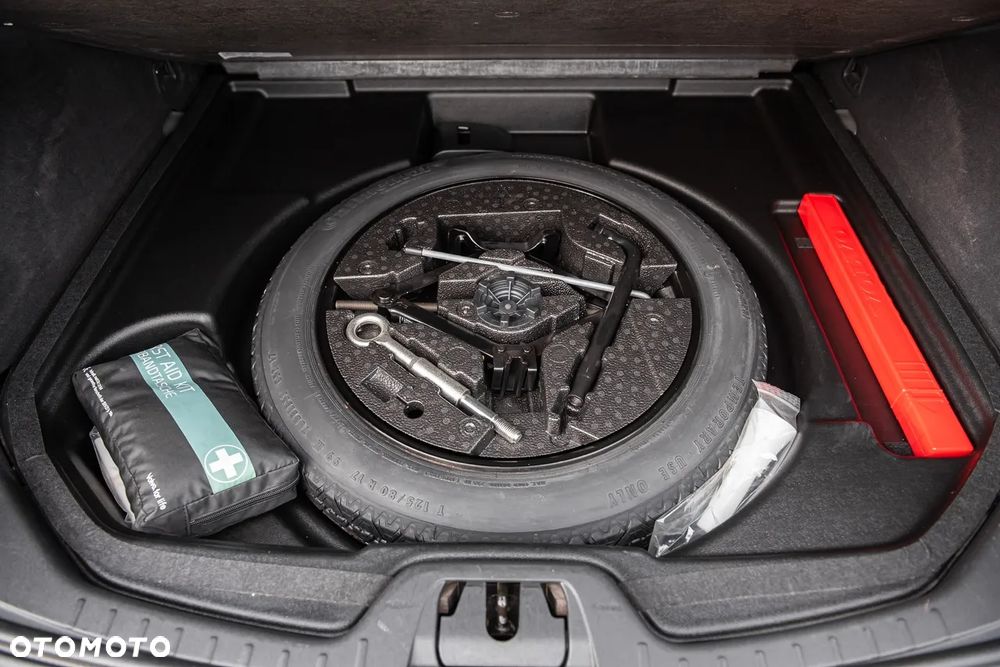 Volvo V60 D2 Kinetic - 33