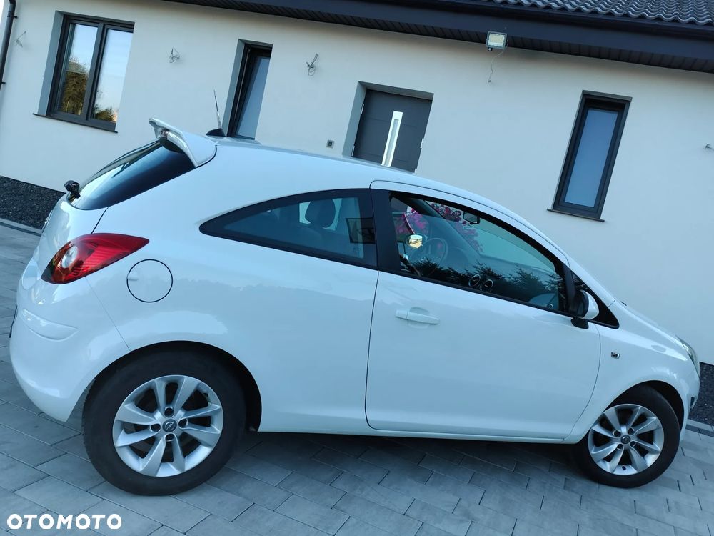 Opel Corsa - 27