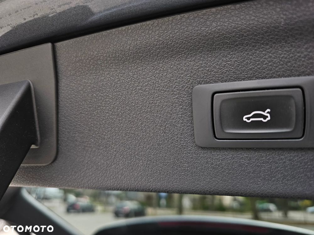 Audi Q3 2.0 TDI Quattro Design S tronic - 18